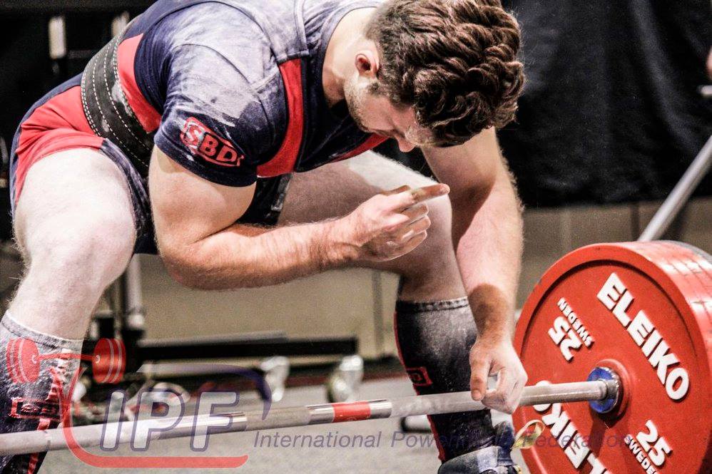Muskelversagen im Krafttraining: Effekte auf Maximalkraft und Hypertrophie